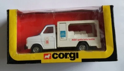 Ford Transit 1981 Corgi #405 = camión de reparto de leche Foto 1 de 4