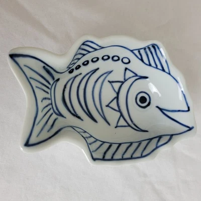 Vintage Ceramic Fish Dish Coin Dish Small Soap Dish Sauce Dish JAPAN Signed - Image 1 of 4