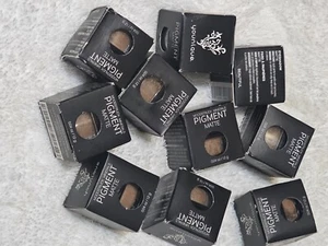 Younique 10er-Set Moonstruck Mineralien Pigment matt schöner Lidschatten 0,04 Oz. - Bild 1 von 2