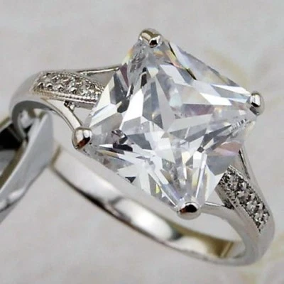 18k WHITE GOLD ON SILVER 5.80 CT SIMULATED MOISSANITE PRINCESS CUT RING SZ 7.5  - Image 1 of 4
