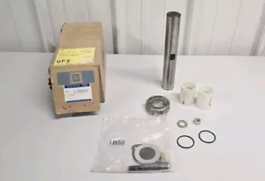 GENUINO GM 88857 King Pin Kit de Reparación Años 80 CAMIONES MEDIANOS AUTOBÚS ESCOLAR - Imagen 1 de 9