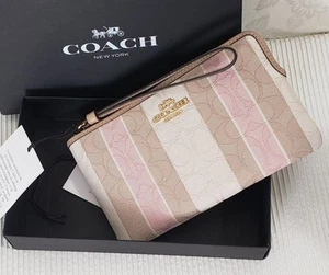 Coach Signature Handgelenktasche pink & sand NEU mit Etikett & Box UVP 118 $ - Bild 1 von 4