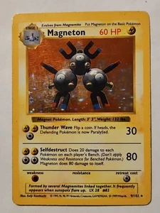 Pokémon Card SHADOWLESS Magneton Base Set 9/102 WotC 1999 Holo Rare - Picture 1 of 11