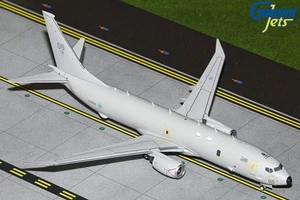 GeminiJets RAF Poseidon Boeing 737 MRA1 ZP806 1/200 Scale - Picture 1 of 7