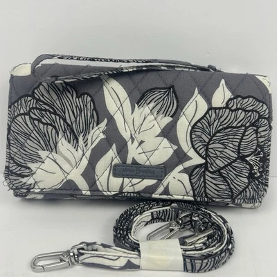Vera Bradley Moon Shadow Meadow RFID carteira de pulso acolchoada floral cinza branco - Imagem 1 de 4