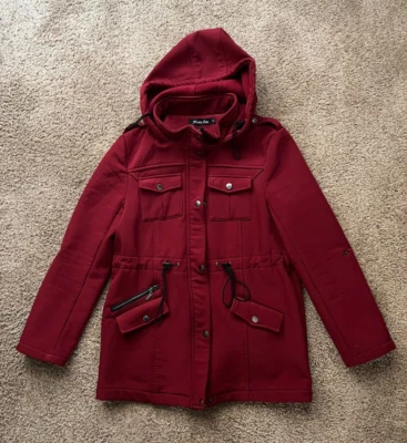 Abrigo chaqueta con capucha rojo A Chic Girl talla S para mujer Foto 1 de 4