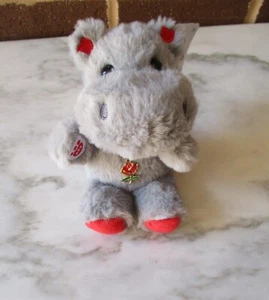 Build-A-Bear Mini Frijoles Corazón Hipopótamo 7" Peluche-Medalla Rosa Roja Dije Collar - Imagen 1 de 4