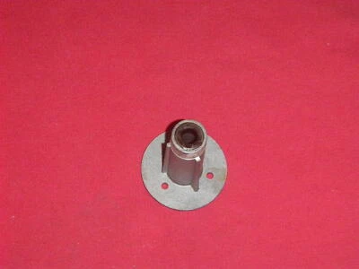 Magic Chef Bread Maker Rotary Bearing Assembly for Model VBM200c-1 (200) - Image 1 of 2