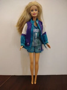 Barbie Doll 1998 Head & 1991 Body NBA Charlotte Hornets Outfit - Picture 1 of 12