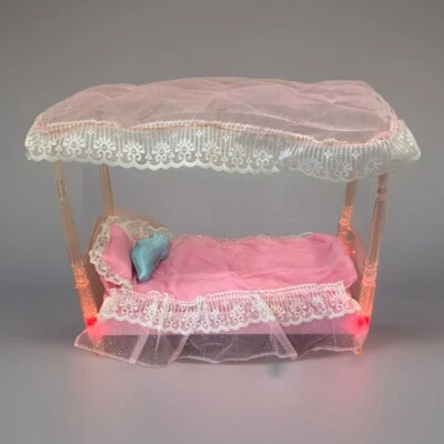 Mattel BARBIE Glitter & Glow BED - Canopy Bed "LIGHTS UP" - Tested And Working - Image 1 of 4
