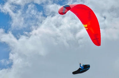 USADO Ozone Delta 5 MS en excelente estado para piloto de parapente avanzado Foto 1 de 4