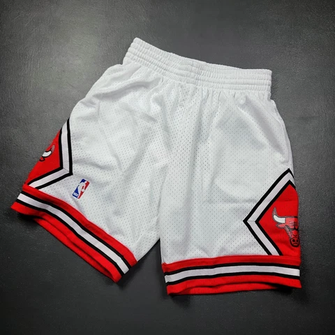 100% Authentic 97 98 Chicago Bulls Mitchell Ness Swingman Shorts 2XL 52 - jordan Cover