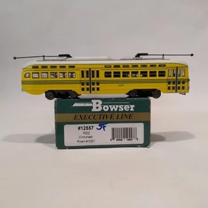 Bowser HO Scale Cincinnati Electric PCC Trolley #1057 Item 12557 - Picture 1 of 7