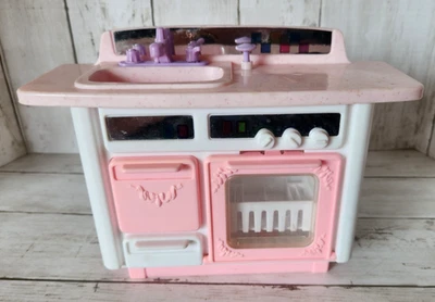 1993 Barbie "Dishwashing Center" Dishwasher Dish Washer Counter Sink Piece - Image 1 of 4