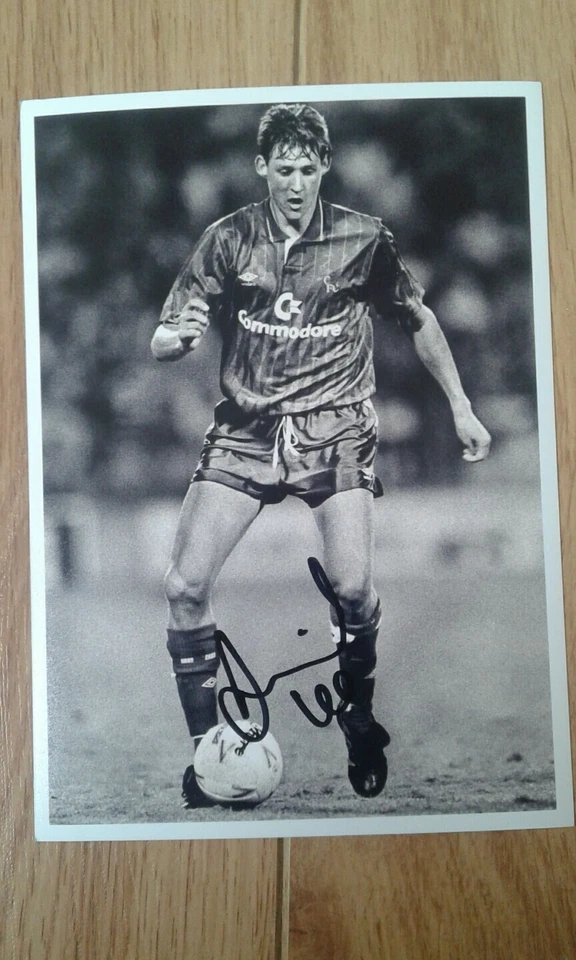 David Lee Chelsea Hand Signed 7x5 bordered photo Autograph - Image 1 of 1