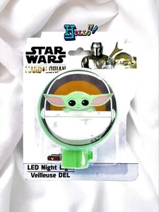 Disney Star Wars The Mandalorian Baby Yoda LED Night Light New  - Picture 1 of 5