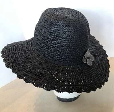 Vtg Women Straw Hat Pack and Go Sun Hat Style Black Color Scalloped Brim - Image 1 of 4