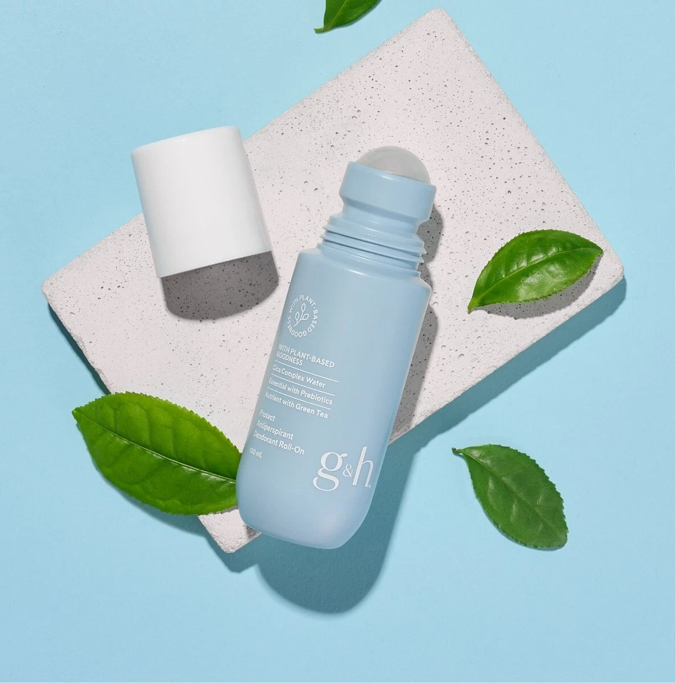 deodorant amyway , smell like fragrance , non-sticky and no mark - Image 1 of 1