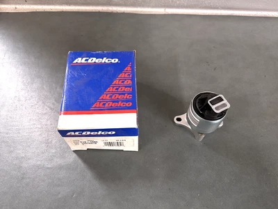 Válvula GM OEM NOS 12576918 EGR 1999-2005 Chevrolet Silverado 1500 4,3 L Foto 1 de 3