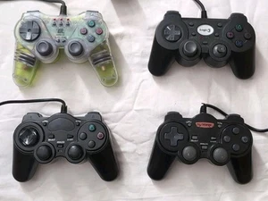 Controladores PlayStation x 4 (Logic3/Sabre/Gamester) - Para repuestos/reparaciones - Imagen 1 de 2