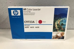 Original OEM HP C9723A Magenta Toner versiegelte Box (blaue und weiße Box) - Bild 1 von 1