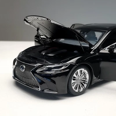 AUTOart 1/18 Lexus LS500h Simulation Car Model - Image 1 of 4