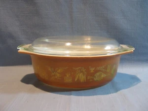CACEROLA Y TAPA PYREX EARLY AMERICAN, AMERICANA 1 1/2 QT, # 043 - Imagen 1 de 9