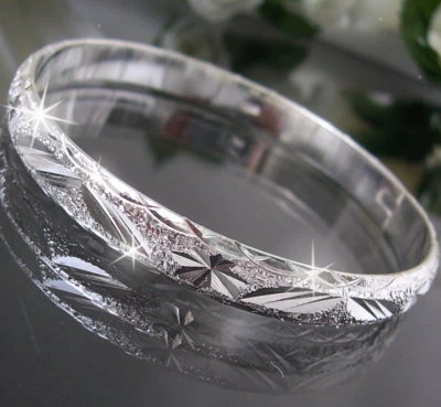 Armband Armreif Armspange Silber plattiert Schmuck chic 20cm x 0,8cm Damen A1164 - Bild 1 von 4