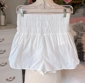 Trendy White High Waist Athletic Shorts Womens Small Dupe - Picture 1 of 6