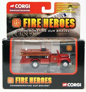 Corgi - Fire Heroes - Commemorating Bravest - 1953 Mack B Open Pumper - CS90055 - Bild 1 von 4