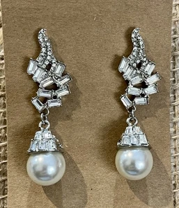Orecchini goccia strass e perle finte vintage tono argento eleganti matrimonio ballo - Foto 1 di 9