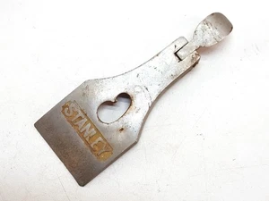 3753 Stanley Bailey No. 4 & 5; Lever Cap, Post 1933 - Picture 1 of 2