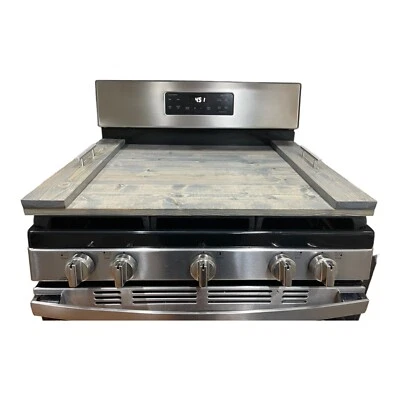 Bandeja para servir cubierta superior de estufa industrial de madera asas plateadas mate Foto 1 de 4