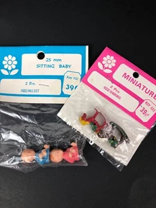 Vintage MINIATURE DOLLHOUSE Sitting BABY DOLL 1” & Rocking Horse 1.25” NOS - Picture 1 of 6