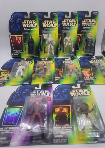 Lot Of 10 Star Wars 1996 Power of the Force Sealed-Skywalker-Medic Droid-Baba Cover