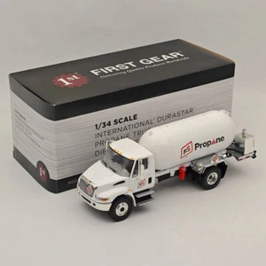 1/34 First International DuraStar Propane Truck 10-4270 White Diecast Model - Bild 1 von 11