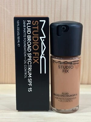 MAC Studio Fix Fluid SPF 15 24HR Matte Foundation +Oil Control 1.0oz/30ml ~ NC47 - Image 1 of 3