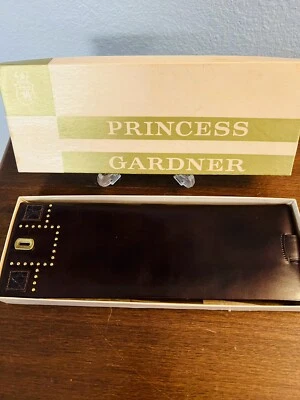 NEW Princess Gardner Brown Leather Womens Wallet Show A Card Clip Retro Vintage - Image 1 of 4