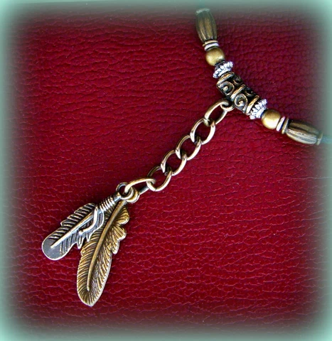 FEATHERS NECKLACE PENDANT Florida State FSU Seminoles NOLES theme - INDIAN style Cover