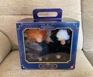 Fantastic Beasts Crimes Of Grindelwald Baby Niffler Plush Soft Toy Bundle Boxed - Picture 1 of 6