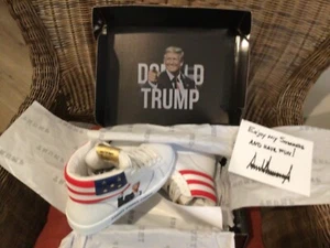 Par de tops altos Donald Trump 'Fight Fight Fight' ~ PRODUCCIÓN TEMPRANA 861/5000... - Imagen 1 de 4
