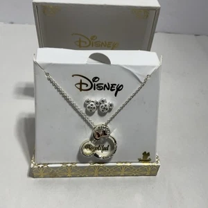 Collar y pendientes Disney Mickey Mouse Bowtiful nuevos en caja - Imagen 1 de 9