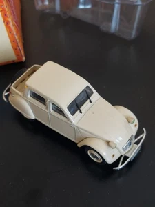 Citroën 2CV citronetta 1962 miniatures de Norev échelle 1/43 - Photo 1/6