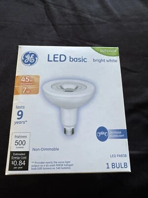 Ge basic Dimmable LED 500 Lumen par38 Floodlight outdoors 1 bulb - Image 1 of 4