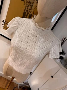 ZARA COTTON WHITE BRODERIE LACE PIE NECK FLUTTER PUFF SLEEVE CROP BLOUSE XS - Picture 1 of 9