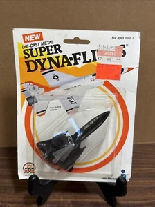 1983 Zee Toys Super Dyna-Flites SR71 Blackbird Drone USAF Diecast Metal Airplane - Picture 1 of 2