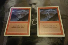MTG - 2 x Lightning Bolt - Revised - Ex-LP Condition