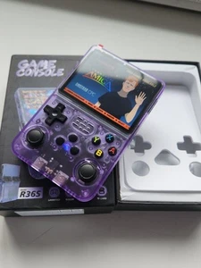 R36S Retro Video Game Console Ark0s 2.0 & 64GB sdcard AROUND 5K Games Boxed - Bild 1 von 5