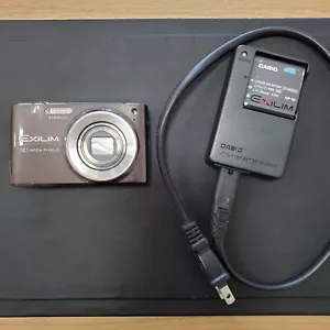 CASIO EXILIM EX-Z400 Brown Digital Camera 12.1 MP 4x Optical Zoom From JAPAN - Picture 1 of 12