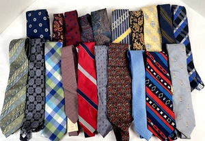90+ Neckties Lot Mix Silk Quilting Crafting - Vintage & Modern Styles - Picture 1 of 16
